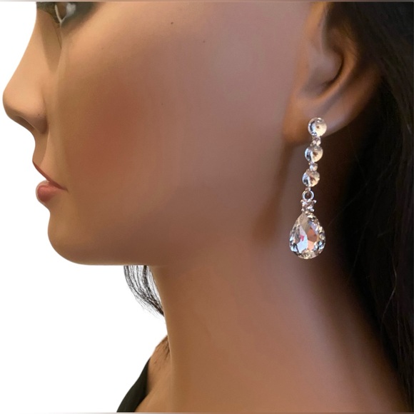 Triple Stone Teardrop Link Dangle Earrings - Picture 1 of 2